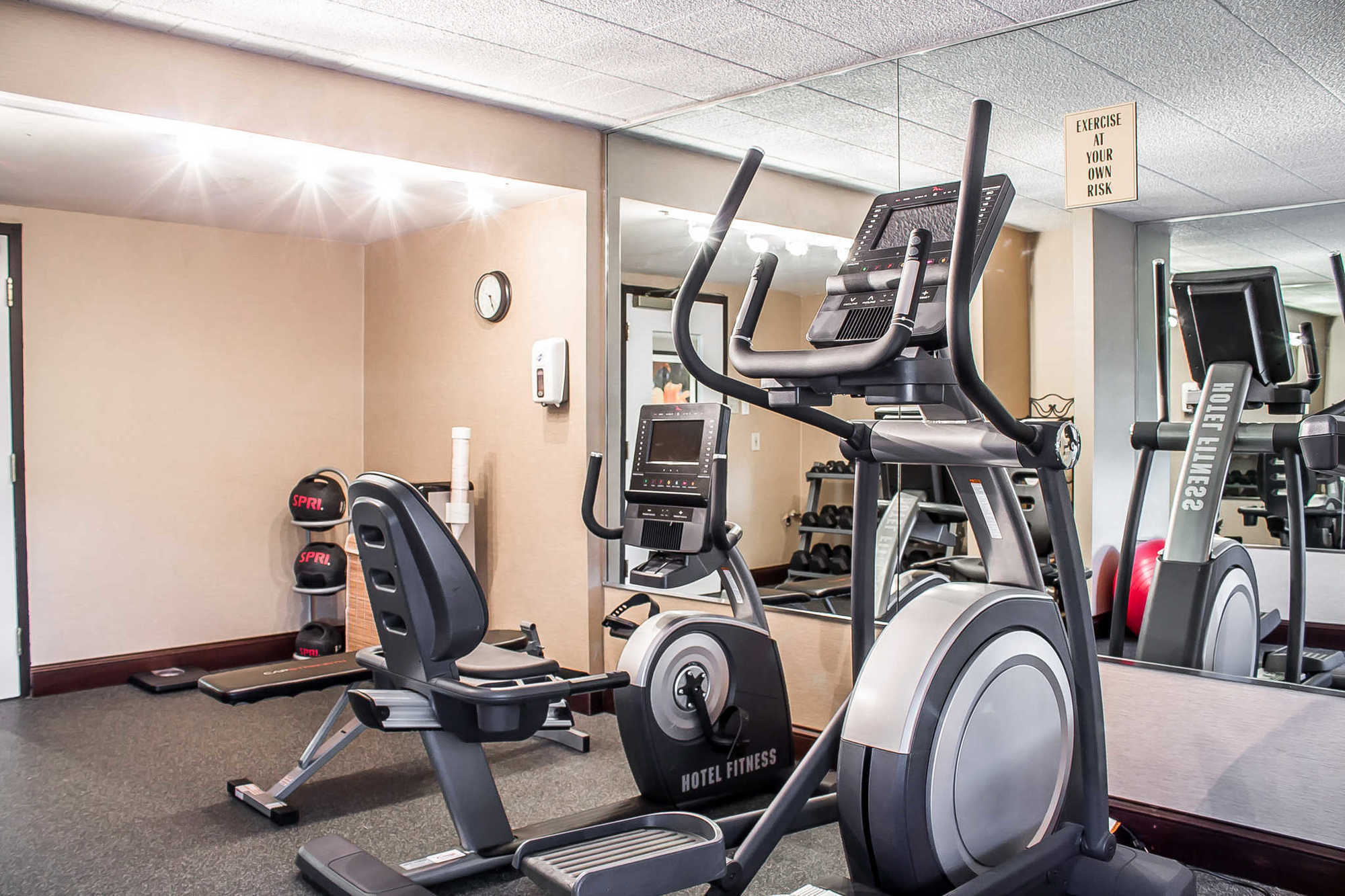 Holiday Inn Express Pittston - Scranton Airport By Ihg Facilidades foto