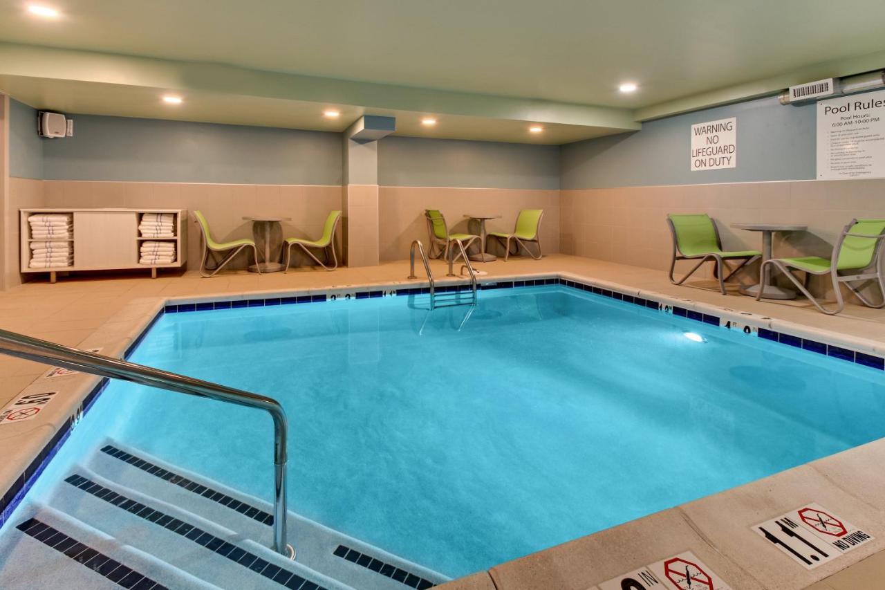 Holiday Inn Express Pittston - Scranton Airport By Ihg Exterior foto